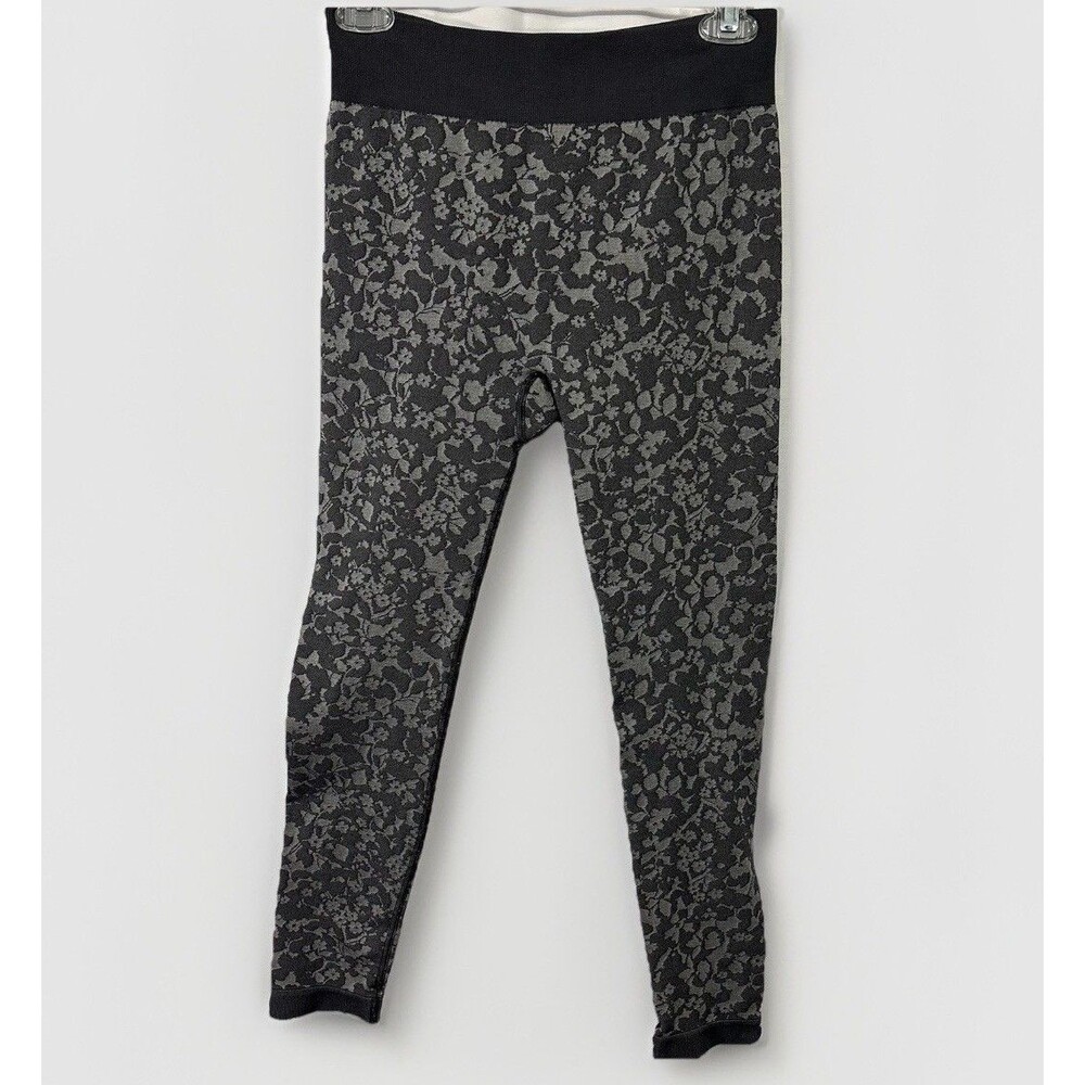 Title Nine Prowesse Leggings Sz M Gray Floral Gym‎ Workout Training 24” Inseam